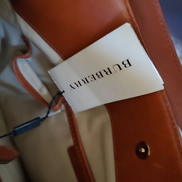 New Burberry bag - Picture 12 of 14